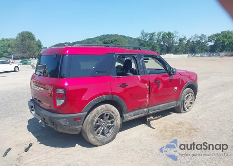 2021 Ford Bronco Sport Big Bend z USA, uszkodzony, nr VIN 3FMCR9B63MRB35967